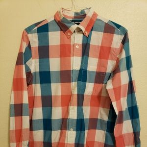 Old Navy Classic Button Down Collar Regular Small